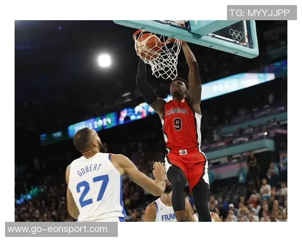 卡梅隆约翰逊火力全开13投6中贡献16分3篮板并罚球4中3表现出色 卡梅隆约翰逊火力全开13投6中贡献16分3篮板并罚球4中3表现出色